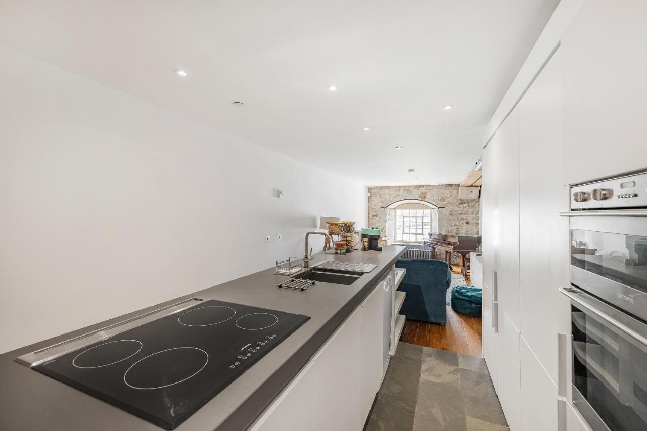Luxury 2 Bed Apartment In Historic Royal William Yard Plymouth Eksteriør bilde